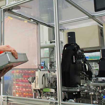 制御盤製作の付帯作業と出荷検査